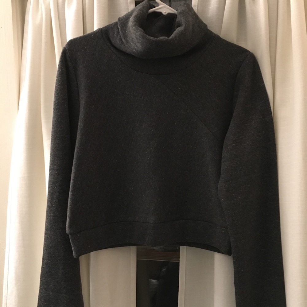 ALO crop turtle neck coverup/ sweatshirt